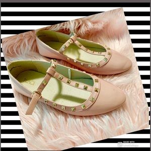 🛍🛍SOLD ✅ SOLD🛍🛍   Pink Shoes for Girl 👧🏻💗